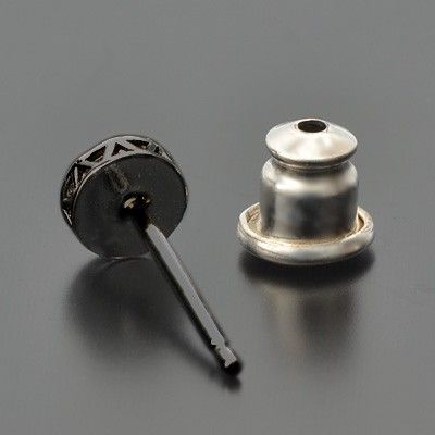 シルバースタッドピアス(片耳用)