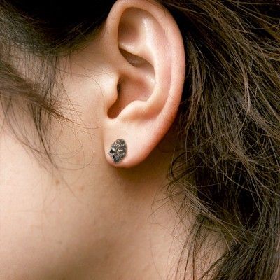 シルバースタッドピアス(片耳用)