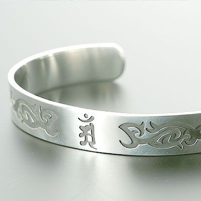 シルバーバングル