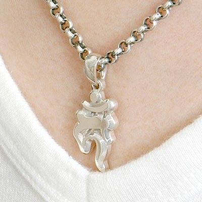 シルバーネックレス