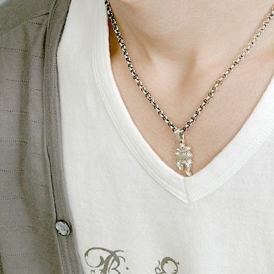 シルバーネックレス