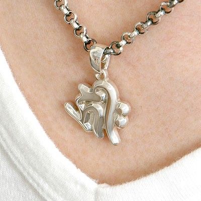 シルバーネックレス