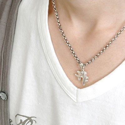 シルバーネックレス