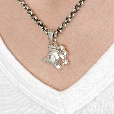 シルバーネックレス