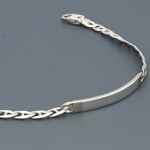 シルバーチェーンブレスレット