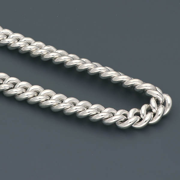 シルバーチェーンブレスレット