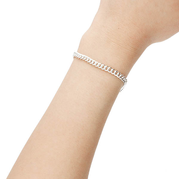 シルバーチェーンブレスレット