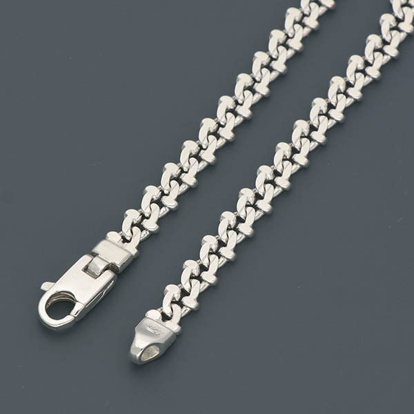 シルバーチェーンブレスレット