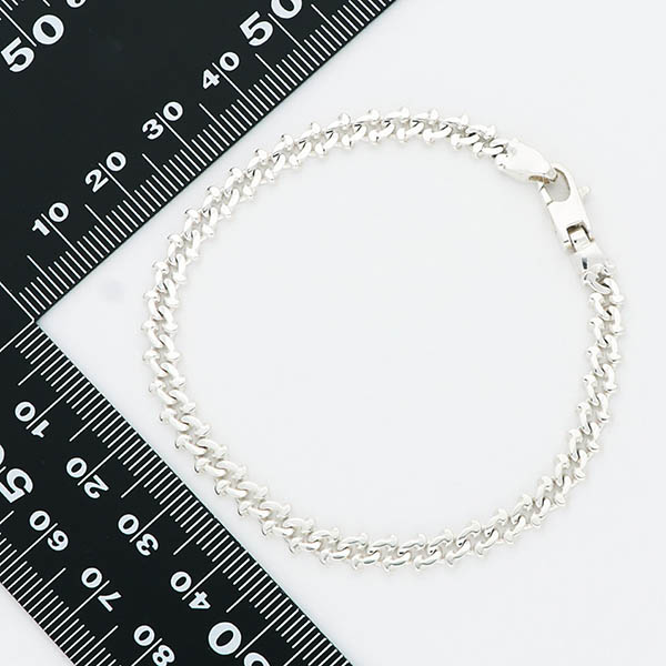 シルバーチェーンブレスレット