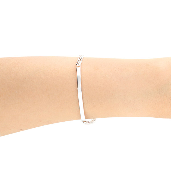 シルバーチェーンブレスレット