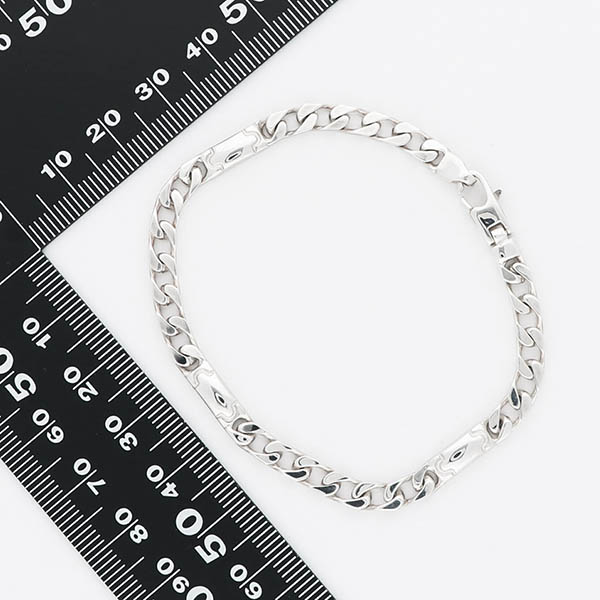 シルバーチェーンブレスレット