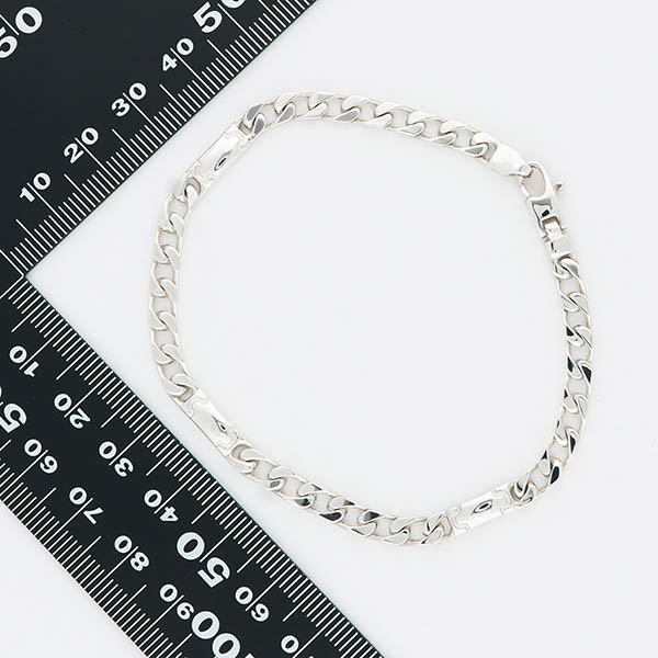 シルバーチェーンブレスレット