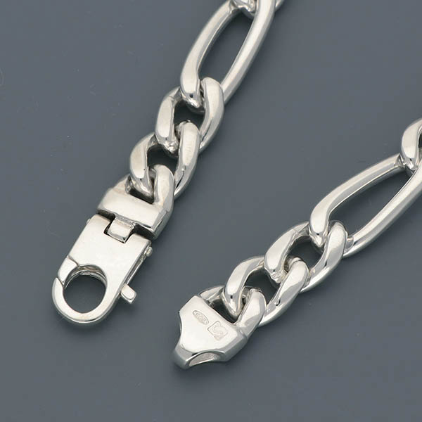 シルバーチェーンブレスレット