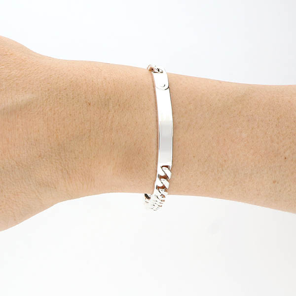 シルバーチェーンブレスレット