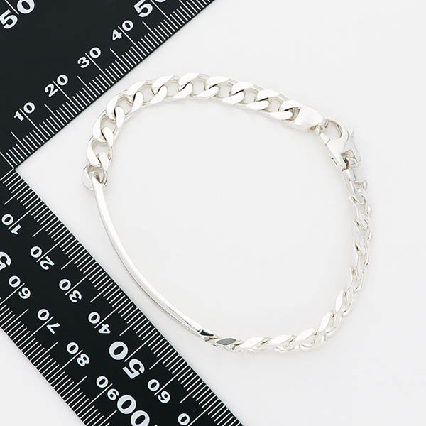 シルバーチェーンブレスレット