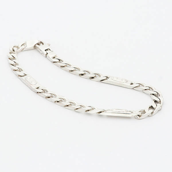 シルバーチェーンブレスレット
