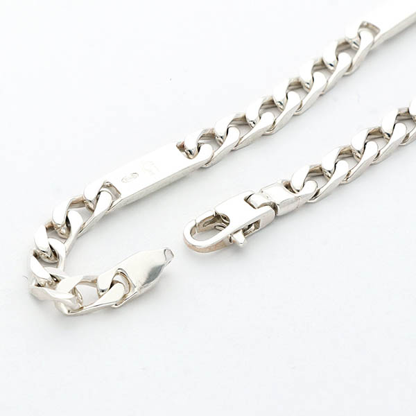 シルバーチェーンブレスレット