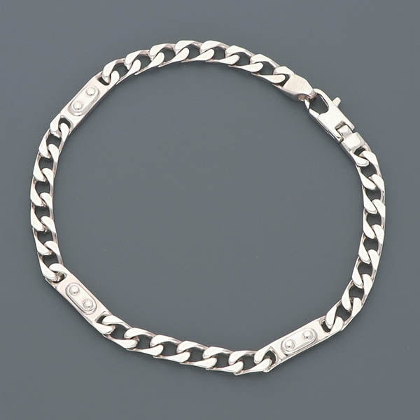 シルバーチェーンブレスレット
