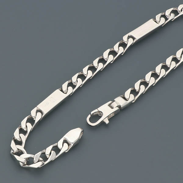 シルバーチェーンブレスレット