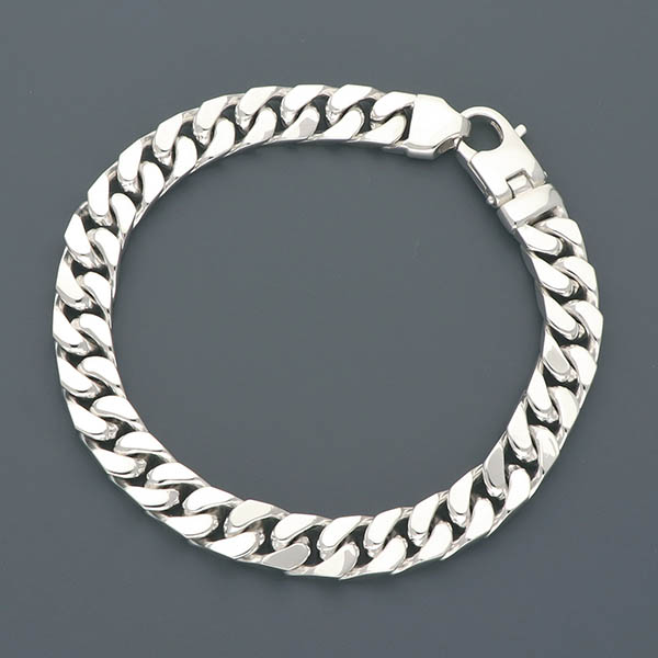 シルバーチェーンブレスレット