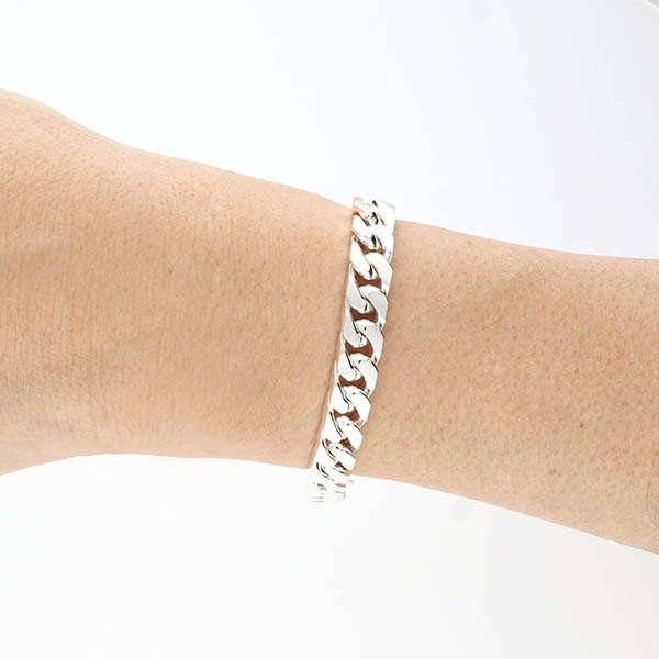 シルバーチェーンブレスレット