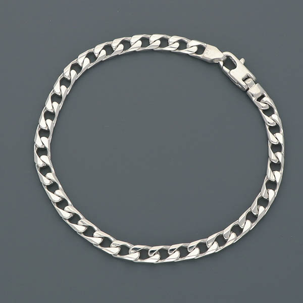 シルバーチェーンブレスレット