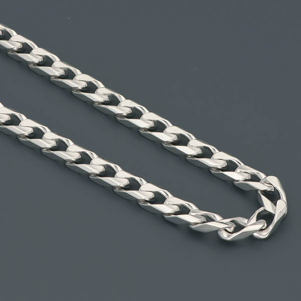 シルバーチェーンブレスレット