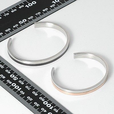 ステンレスペアバングル