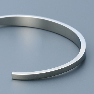 ステンレスバングル
