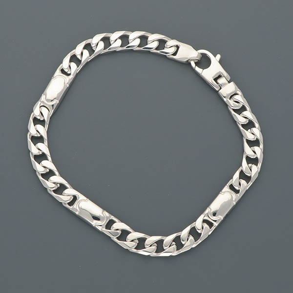 シルバーチェーンブレスレット