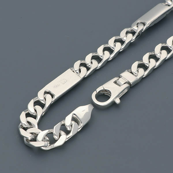 シルバーチェーンブレスレット