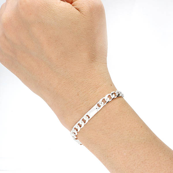 シルバーチェーンブレスレット