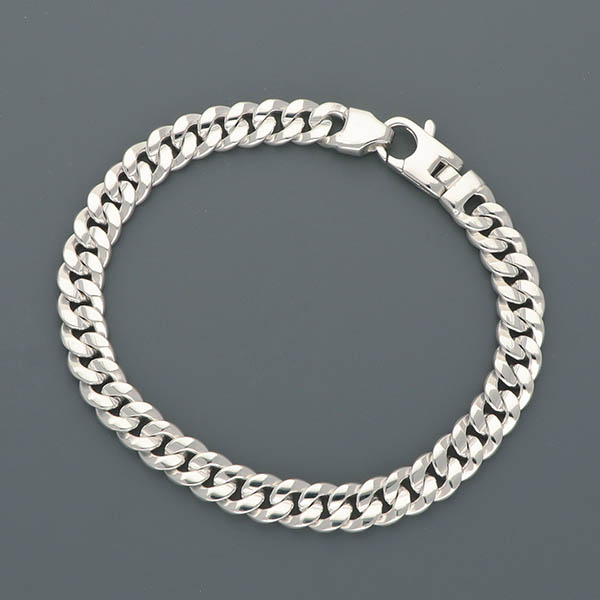 シルバーチェーンブレスレット