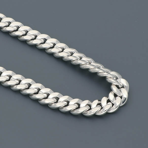 シルバーチェーンブレスレット