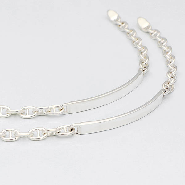 シルバーチェーンブレスレット