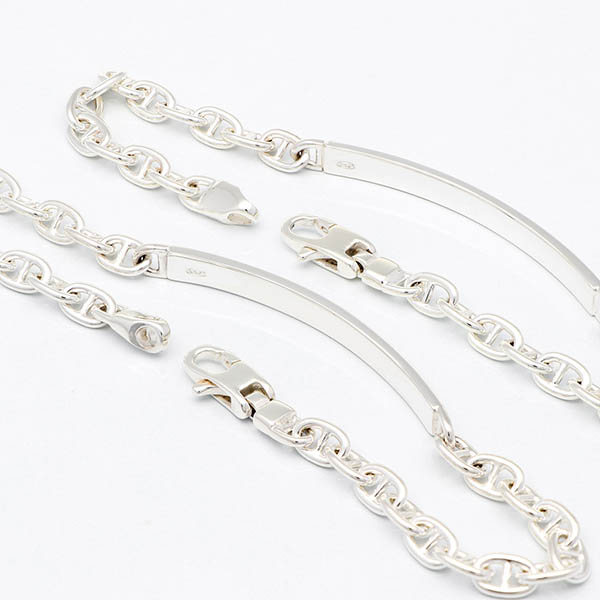 シルバーチェーンブレスレット