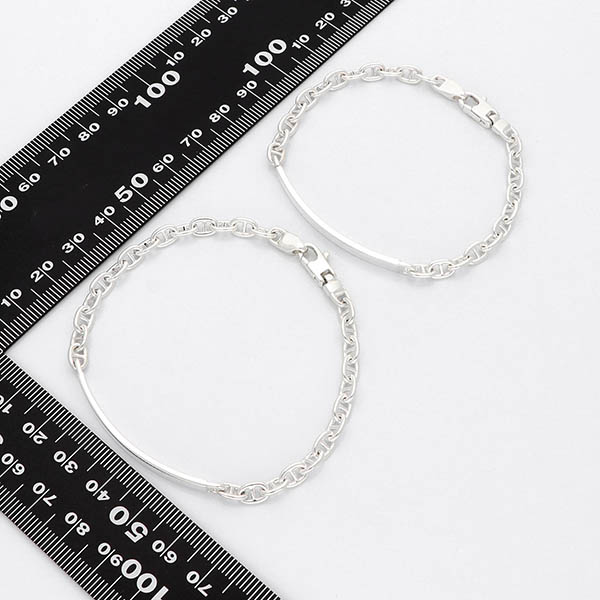 シルバーチェーンブレスレット