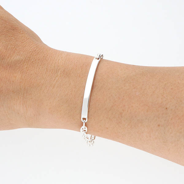 シルバーチェーンブレスレット