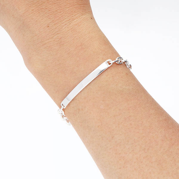 シルバーチェーンブレスレット