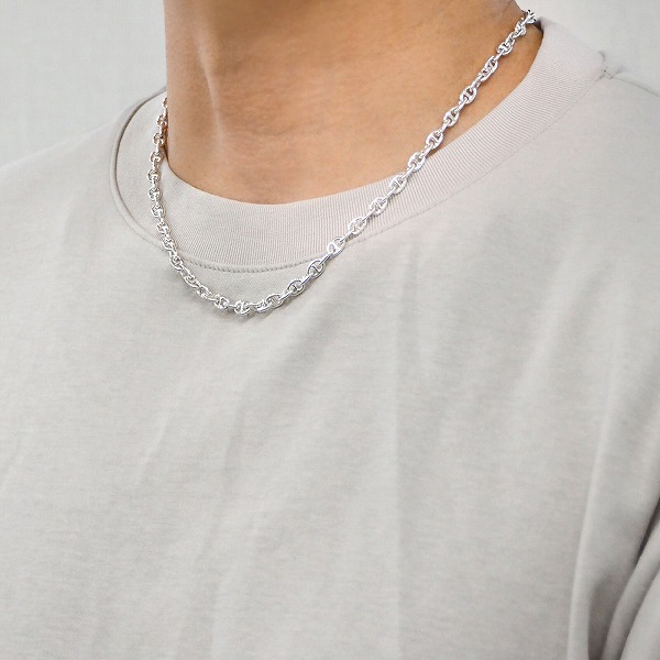 シルバーチェーンネックレス