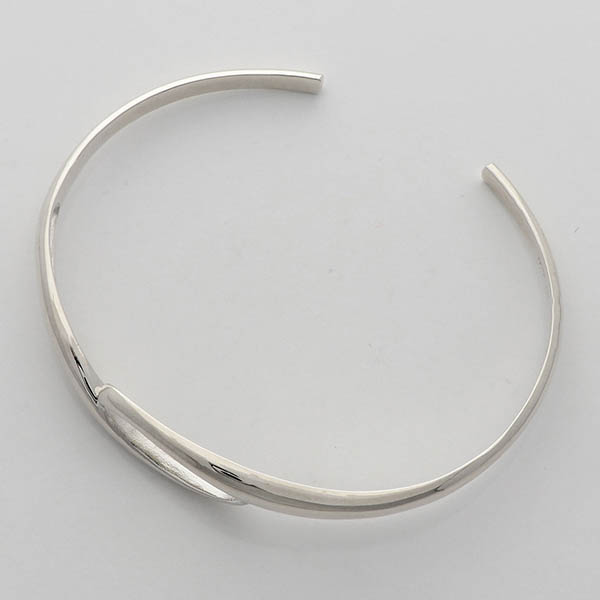 シルバーバングル