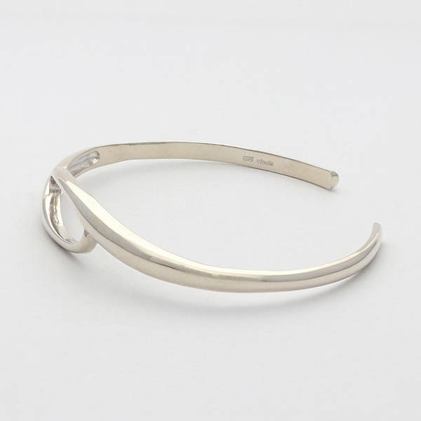 シルバーバングル
