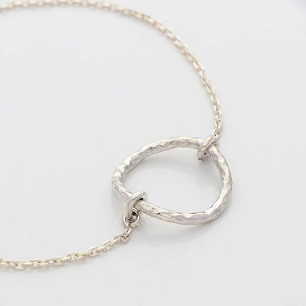 シルバーチェーンブレスレット