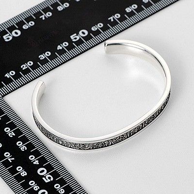 シルバーバングル