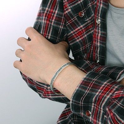 シルバーバングル