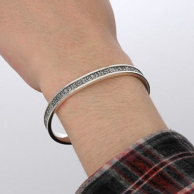 シルバーバングル