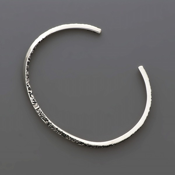 シルバーバングル