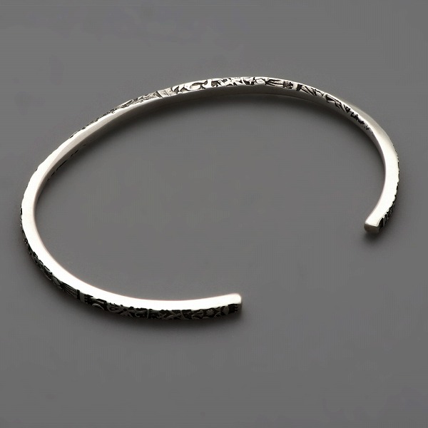 シルバーバングル