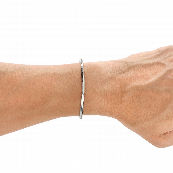 シルバーバングル