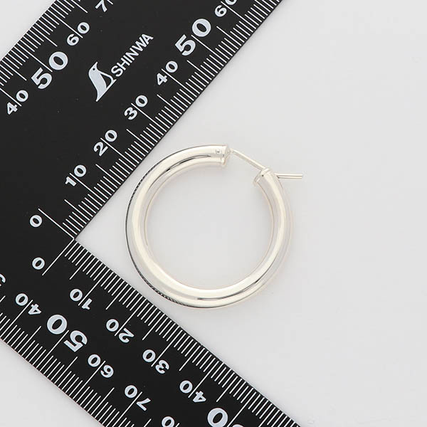 シルバーフープピアス